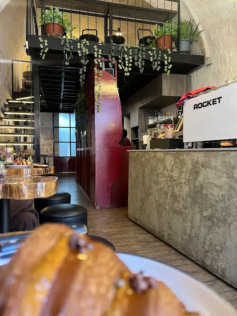 Interior del local de Sweet Memories en Calle Puente Bolognesi 210